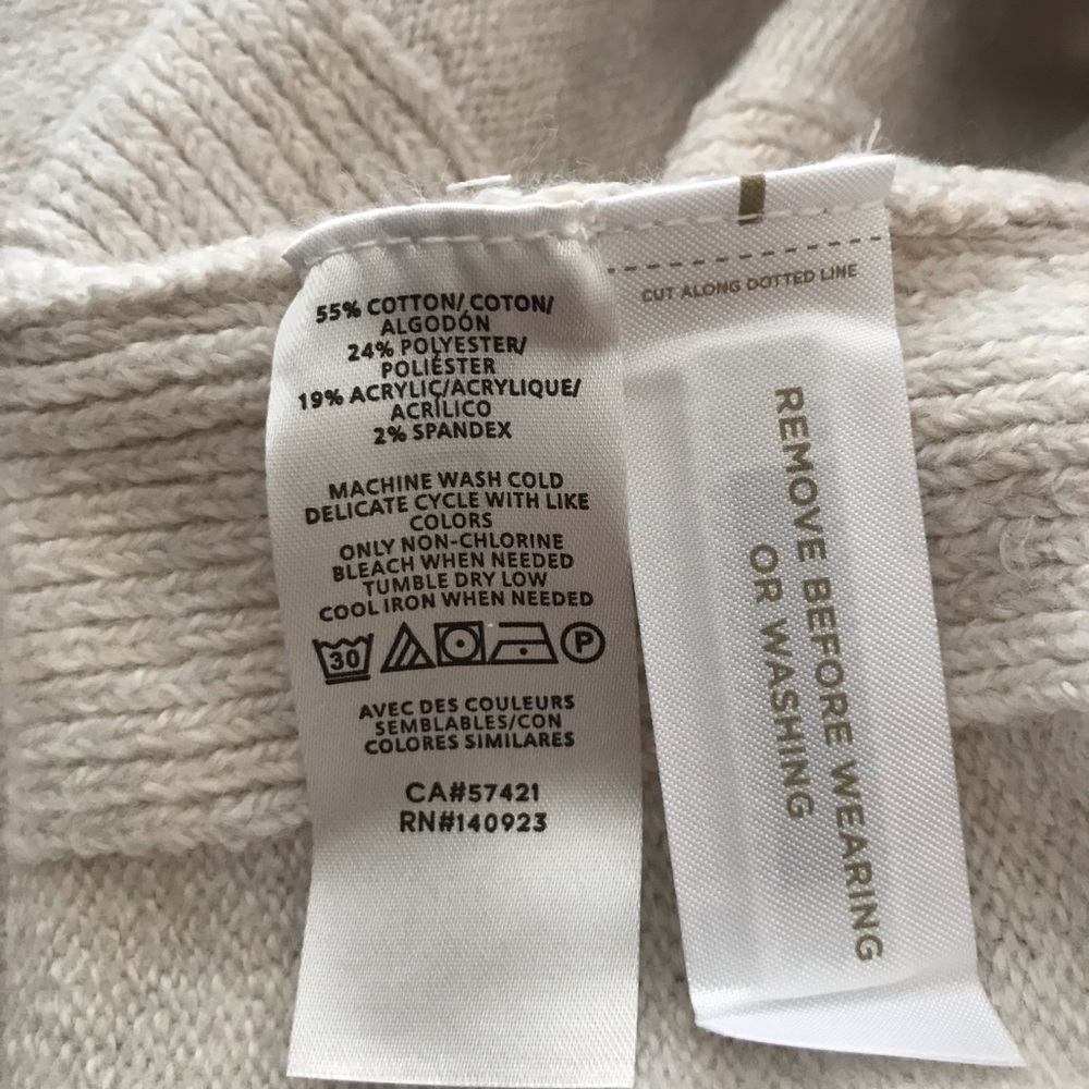 NWT LOFT Cream Turtleneck w/ Kangaroo Style Pockets Size XS - Picture 4 of 4